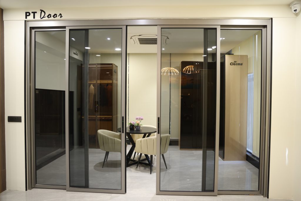 PT Door 2+2 | Closma India